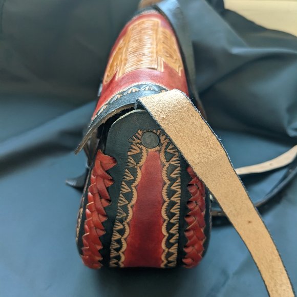 Vtg New Harley-Davidson Multicolor Tooled Adjustable Strap Leather Bag - Picture 10 of 12